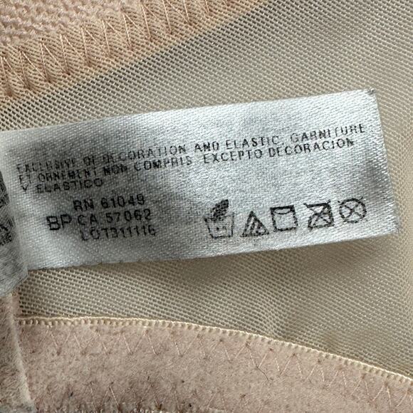 Wacoal Bra Womens 40D Beige Stark Beauty Underwire Lace Unlined Stretch 855225 - Picture 8 of 10